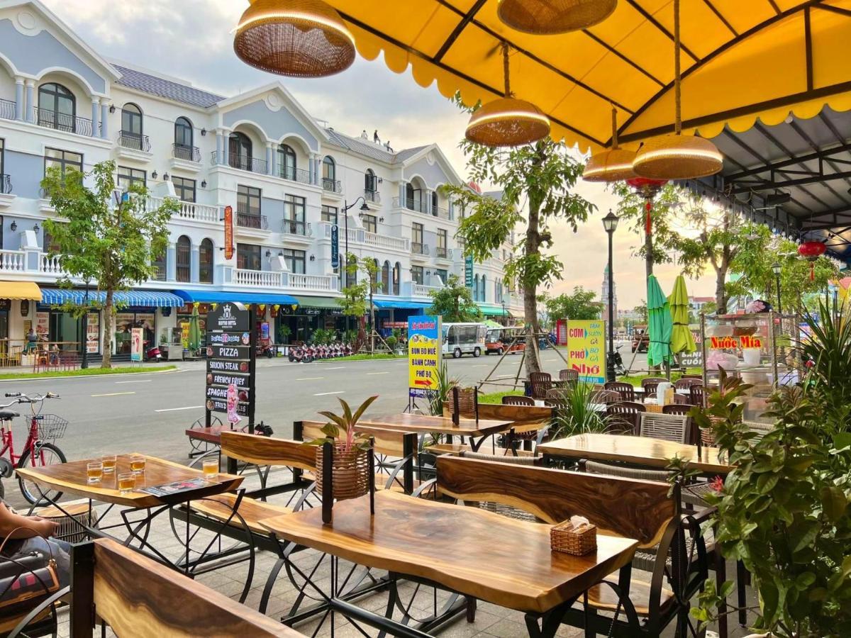 Bistro Hotel Grand World Phu Quoc Luaran gambar